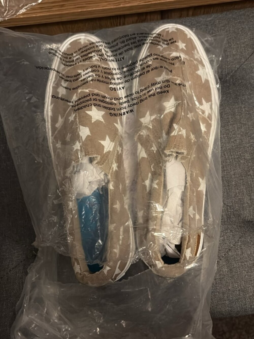 Blowfish Malibu Star Slip-On Sneakers – Size 10 NWT - Picture 5 of 5